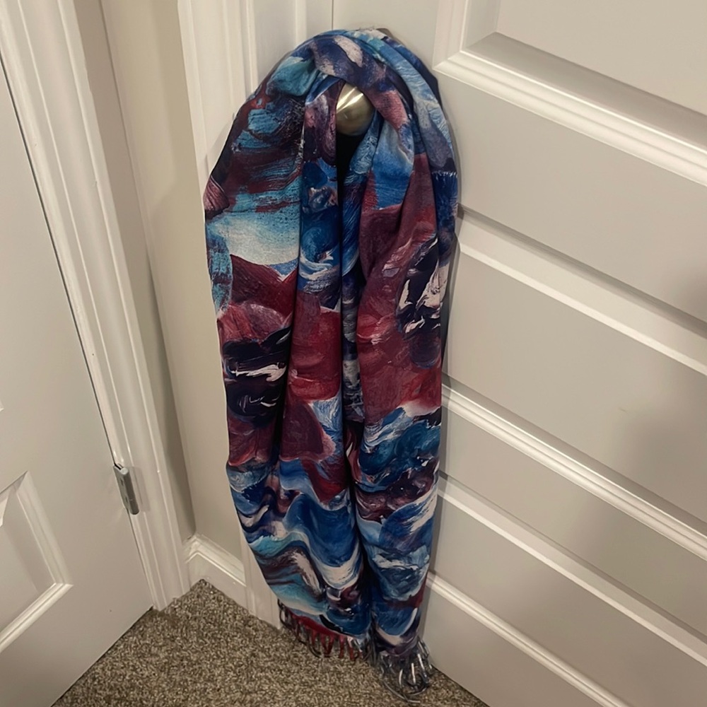 BRAND NEW Floral Pashmina